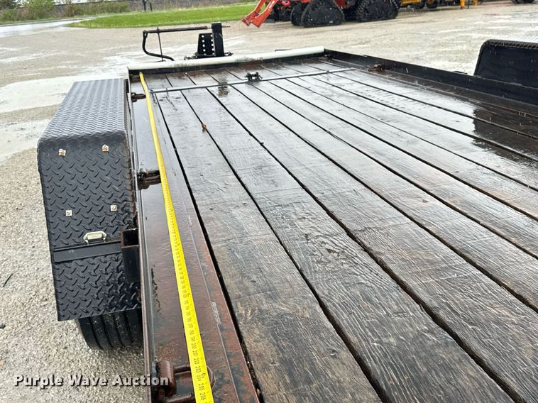 image for item DH9939 2017 B&B tilt deck equipment trailer