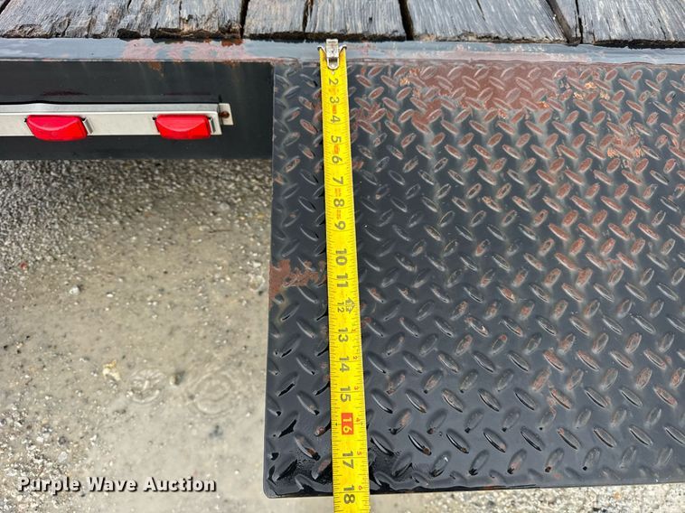 image for item DH9939 2017 B&B tilt deck equipment trailer