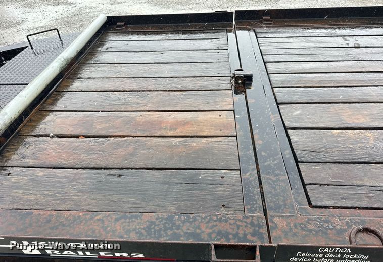 image for item DH9939 2017 B&B tilt deck equipment trailer