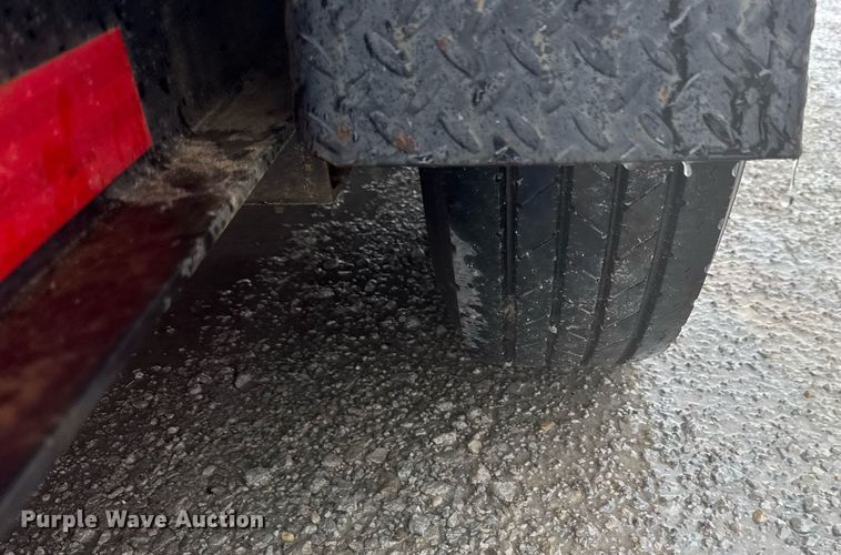 image for item DH9939 2017 B&B tilt deck equipment trailer