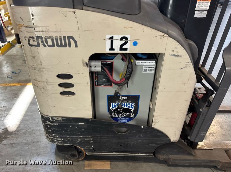 image for item DH9979 2015 Crown RR5725-35 reach truck