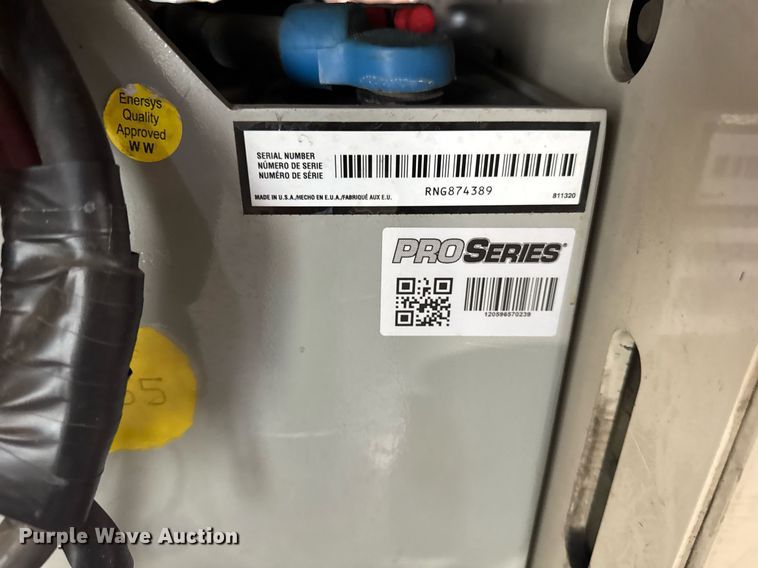 image for item DH9979 2015 Crown RR5725-35 reach truck