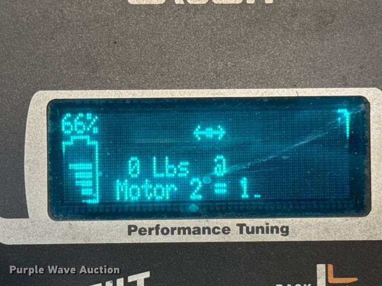 image for item DH9979 2015 Crown RR5725-35 reach truck