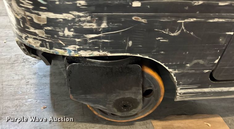 image for item DH9979 2015 Crown RR5725-35 reach truck