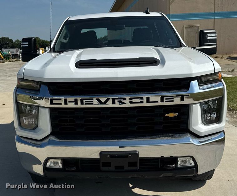 image for item DI9146 2022 Chevrolet Silverado 2500HD Crew Cab pickup truck