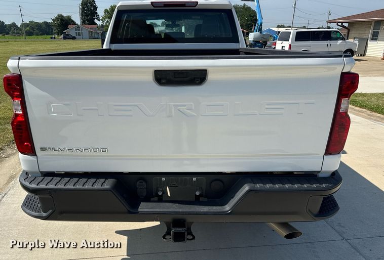 image for item DI9146 2022 Chevrolet Silverado 2500HD Crew Cab pickup truck