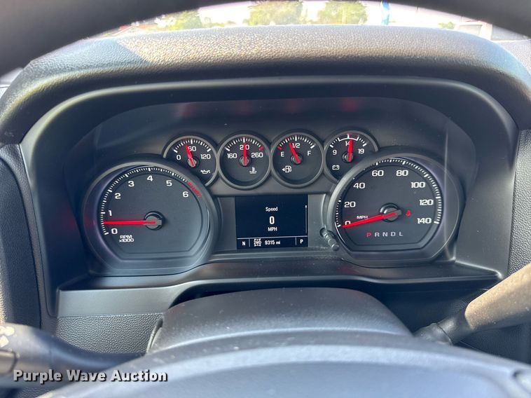 image for item DI9146 2022 Chevrolet Silverado 2500HD Crew Cab pickup truck