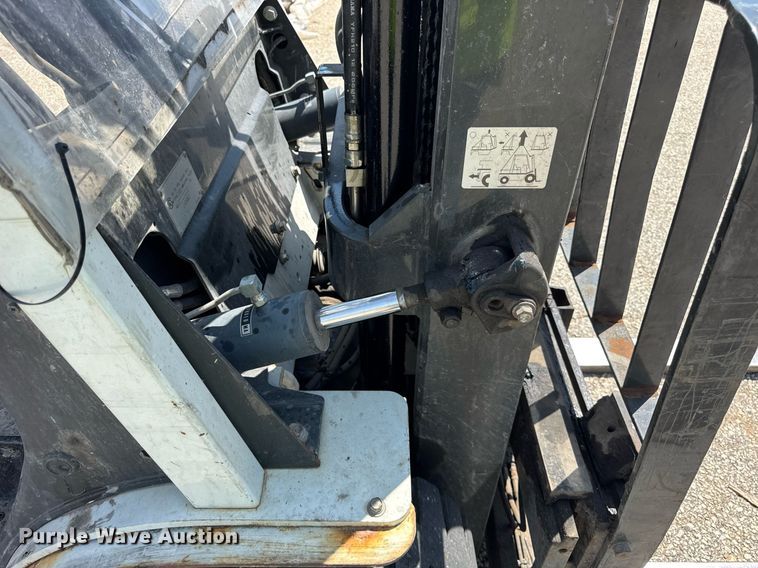 image for item DI9198 2013 Nissan PL60LP forklift