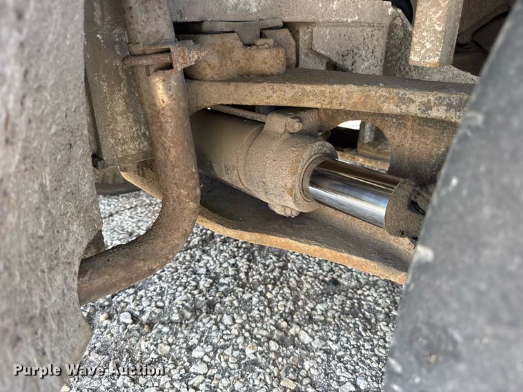 image for item DI9198 2013 Nissan PL60LP forklift