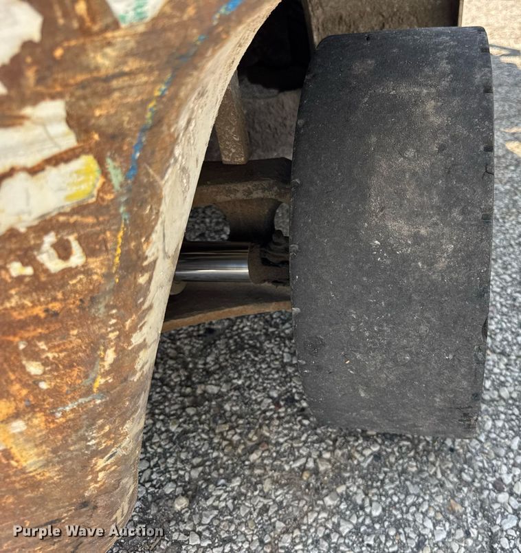 image for item DI9198 2013 Nissan PL60LP forklift