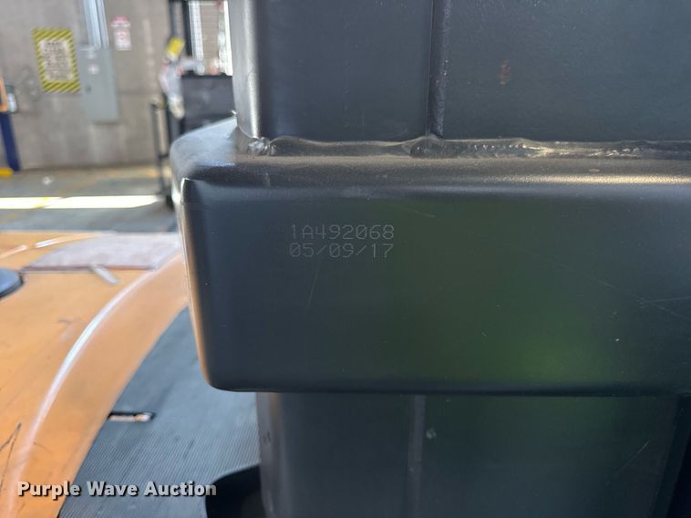 image for item DI9291 2017 Crown SP4020-30 order picker