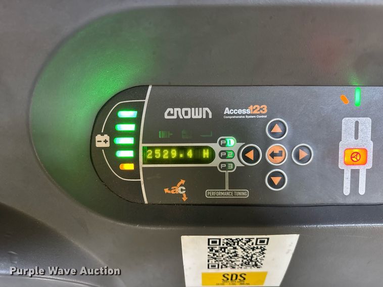 image for item DI9291 2017 Crown SP4020-30 order picker