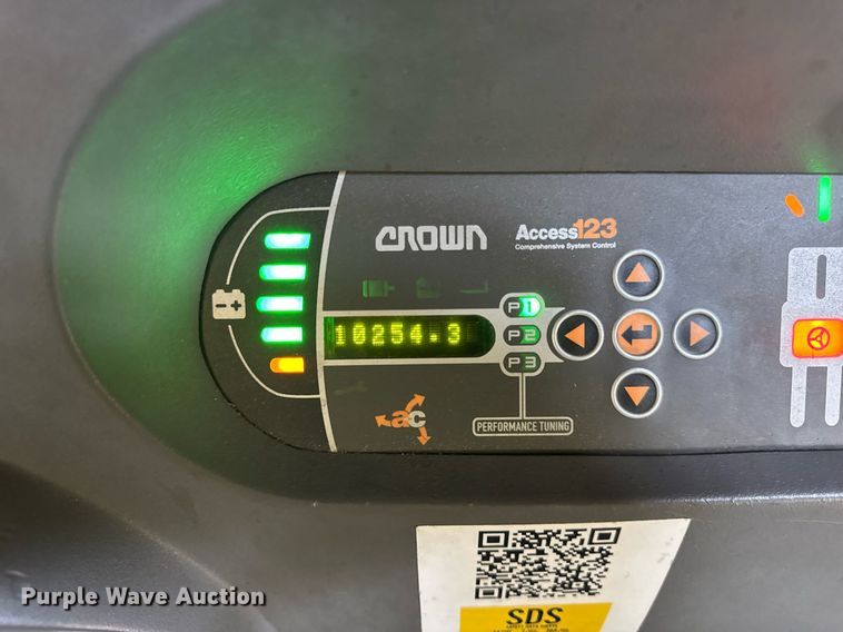 image for item DI9291 2017 Crown SP4020-30 order picker