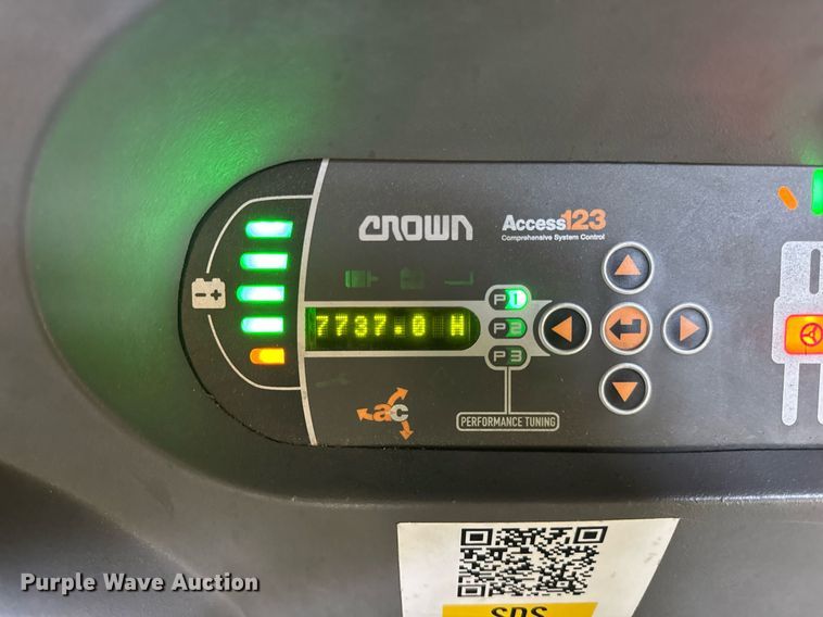 image for item DI9291 2017 Crown SP4020-30 order picker