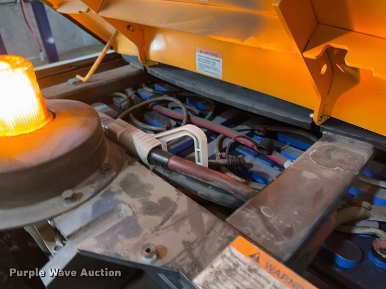 image for item DI9291 2017 Crown SP4020-30 order picker