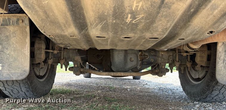 image for item DM1925 2022 Ford F350 Super Duty XL Crew Cab utility bed pickup truck