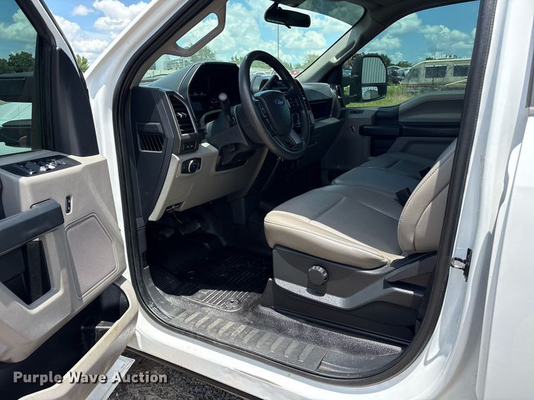 image for item DM1925 2022 Ford F350 Super Duty XL Crew Cab utility bed pickup truck