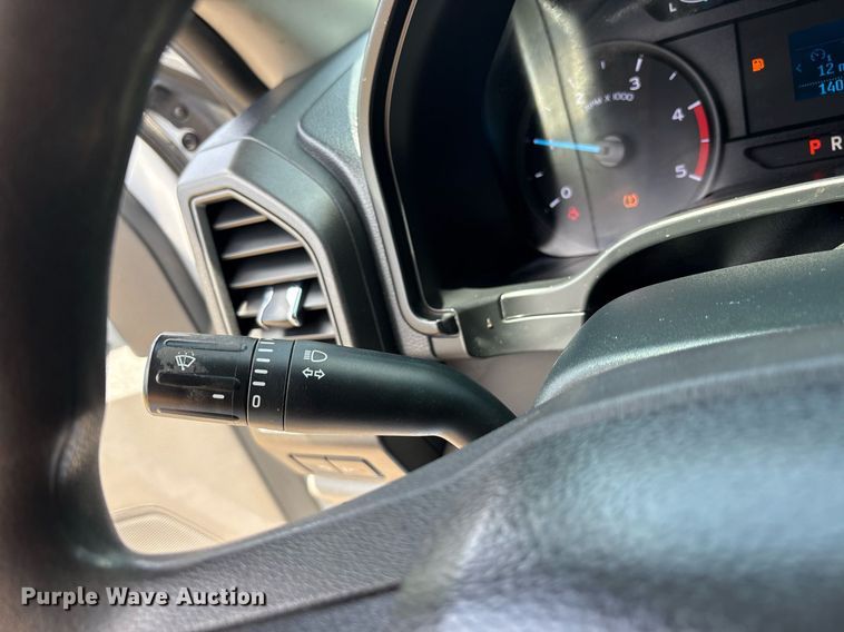 image for item DM1925 2022 Ford F350 Super Duty XL Crew Cab utility bed pickup truck