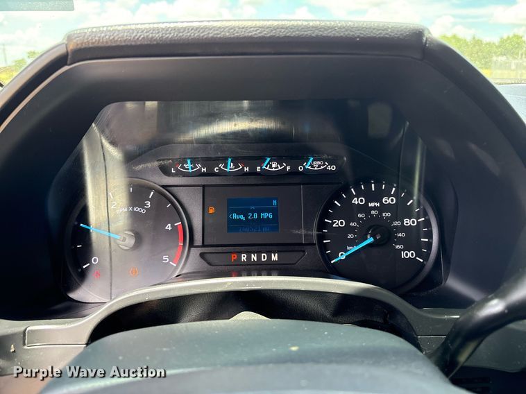 image for item DM1925 2022 Ford F350 Super Duty XL Crew Cab utility bed pickup truck