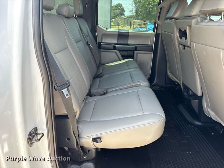 image for item DM1925 2022 Ford F350 Super Duty XL Crew Cab utility bed pickup truck