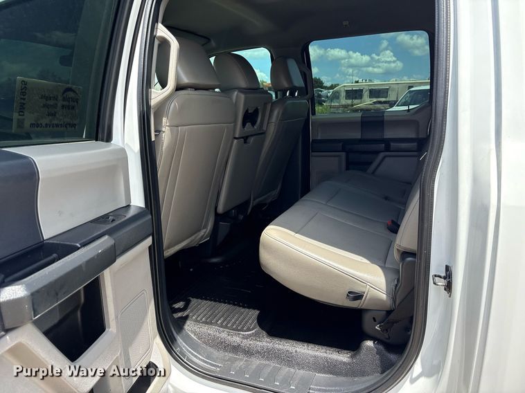 image for item DM1925 2022 Ford F350 Super Duty XL Crew Cab utility bed pickup truck