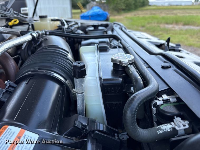 image for item DM1925 2022 Ford F350 Super Duty XL Crew Cab utility bed pickup truck