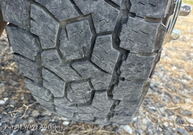 image for item DM1925 2022 Ford F350 Super Duty XL Crew Cab utility bed pickup truck