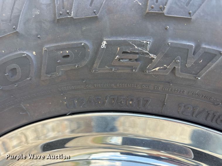 image for item DM1925 2022 Ford F350 Super Duty XL Crew Cab utility bed pickup truck