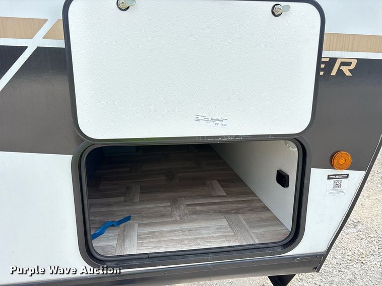 image for item DM1935 2025 Forest River Prime Time Tracer Ultra-Lite TRT308BRDLE camper