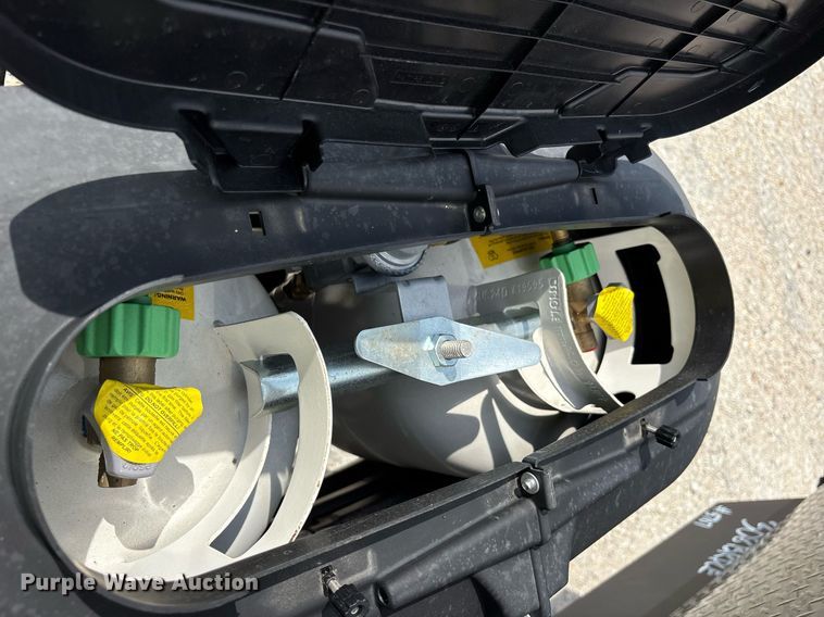 image for item DM1935 2025 Forest River Prime Time Tracer Ultra-Lite TRT308BRDLE camper