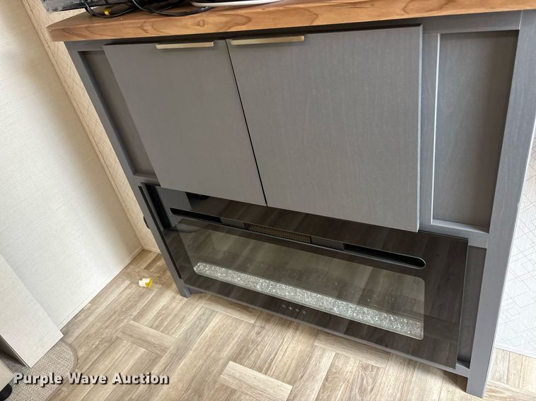 image for item DM1935 2025 Forest River Prime Time Tracer Ultra-Lite TRT308BRDLE camper