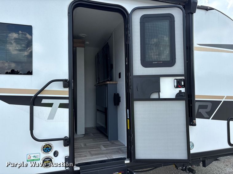 image for item DM1935 2025 Forest River Prime Time Tracer Ultra-Lite TRT308BRDLE camper