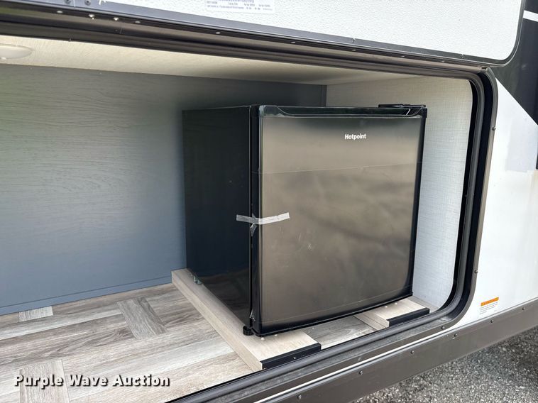 image for item DM1936 2025 Forest River Prime Time Tracer Ultra-Lite TRT308BRDLE camper