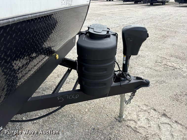 image for item DM1936 2025 Forest River Prime Time Tracer Ultra-Lite TRT308BRDLE camper