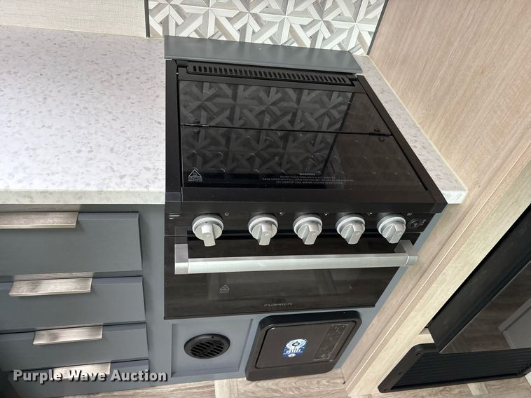 image for item DM1936 2025 Forest River Prime Time Tracer Ultra-Lite TRT308BRDLE camper