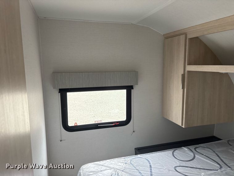 image for item DM1937 2025 Forest River Prime Time Tracer LE Ultra-Lite TRT240BHSLE camper