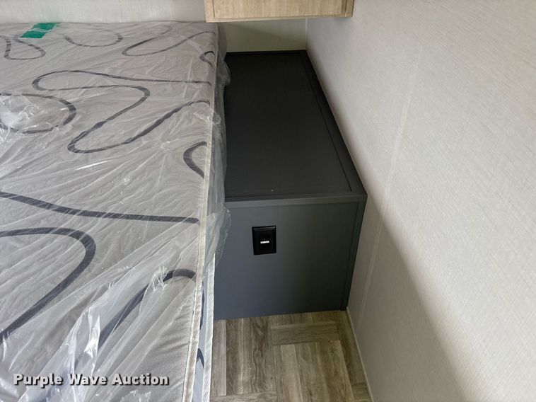 image for item DM1937 2025 Forest River Prime Time Tracer LE Ultra-Lite TRT240BHSLE camper