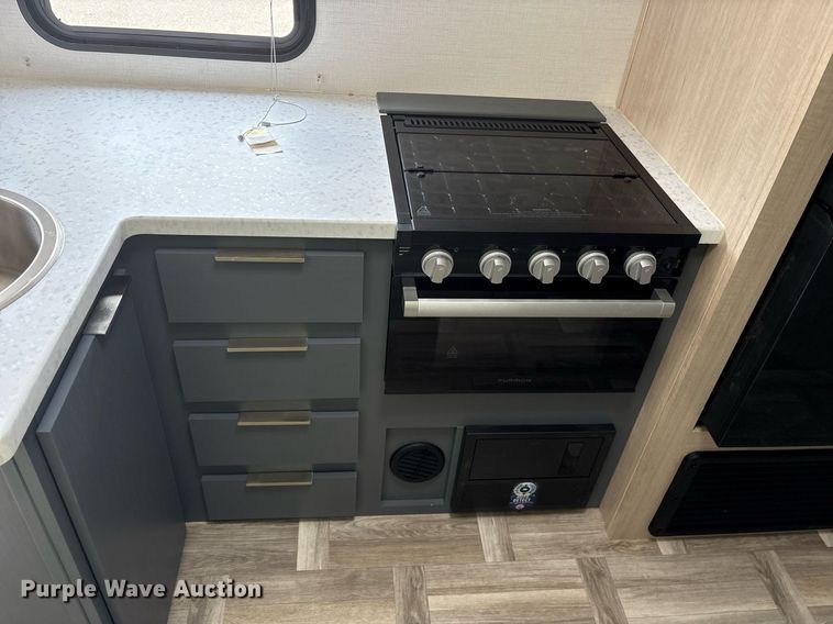 image for item DM1937 2025 Forest River Prime Time Tracer LE Ultra-Lite TRT240BHSLE camper