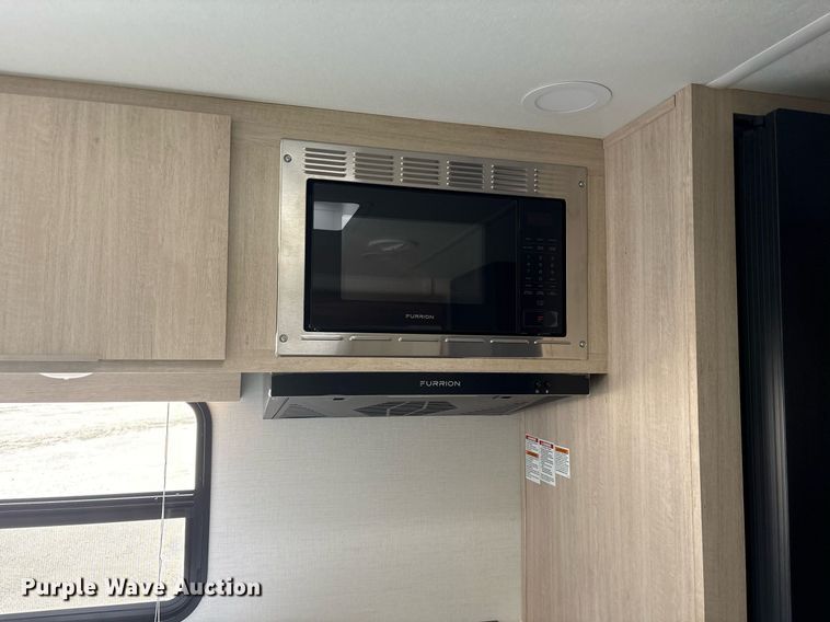 image for item DM1937 2025 Forest River Prime Time Tracer LE Ultra-Lite TRT240BHSLE camper