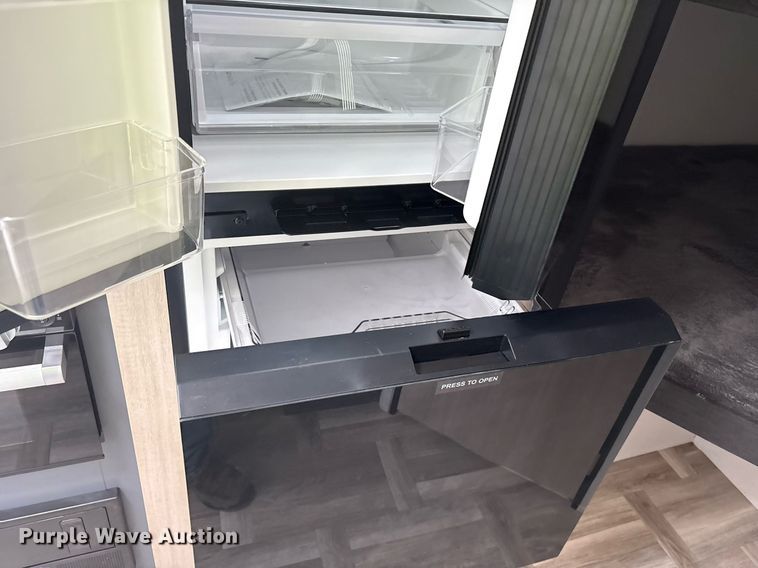 image for item DM1937 2025 Forest River Prime Time Tracer LE Ultra-Lite TRT240BHSLE camper