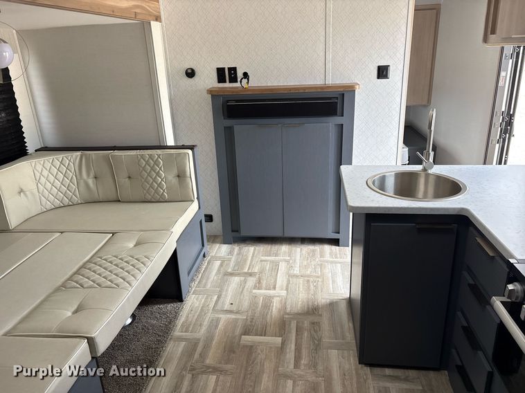 image for item DM1937 2025 Forest River Prime Time Tracer LE Ultra-Lite TRT240BHSLE camper