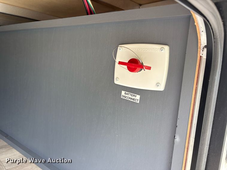 image for item DM1938 2025 Forest River Prime Time Tracer Ultra-Lite TRT308BRDLE camper