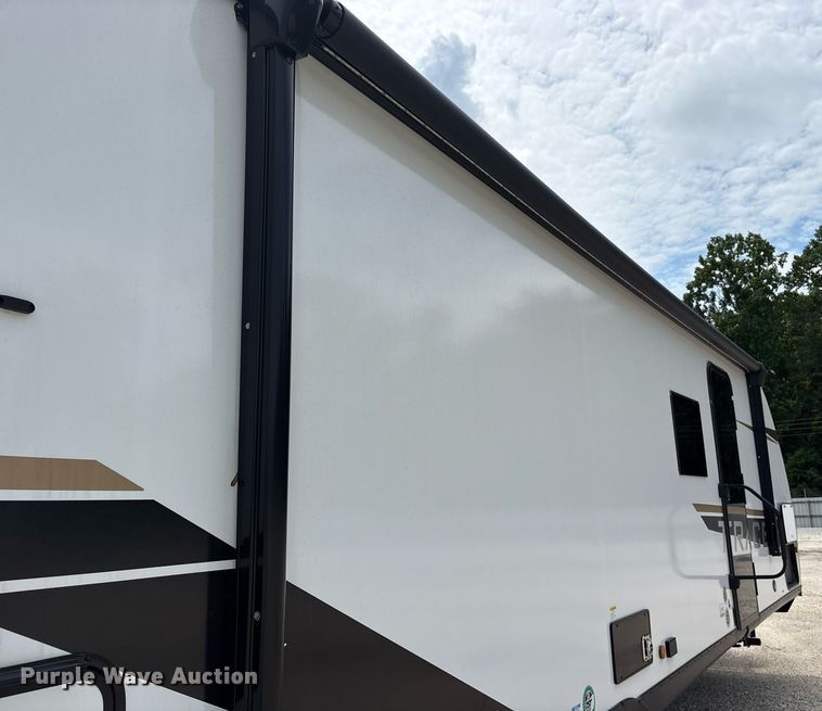 image for item DM1938 2025 Forest River Prime Time Tracer Ultra-Lite TRT308BRDLE camper