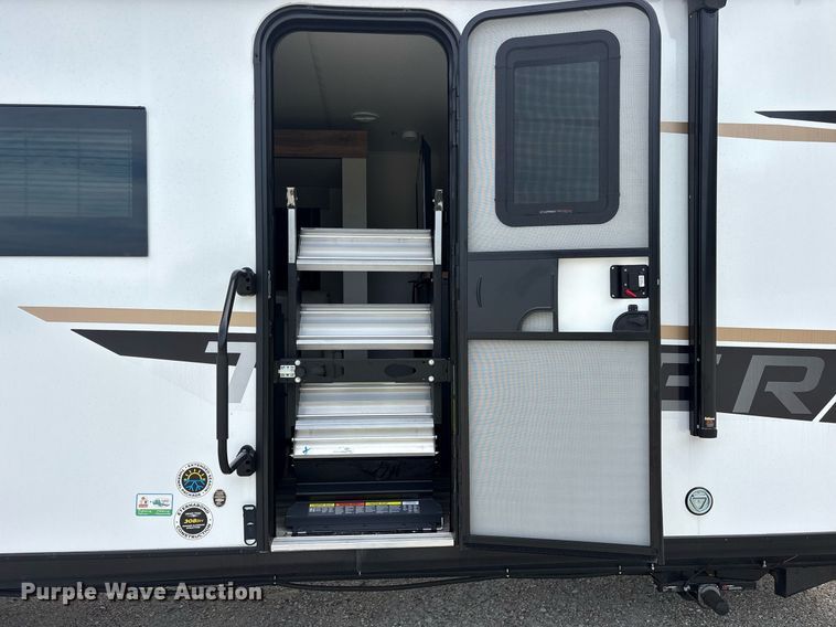 image for item DM1938 2025 Forest River Prime Time Tracer Ultra-Lite TRT308BRDLE camper