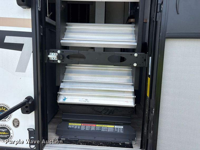 image for item DM1938 2025 Forest River Prime Time Tracer Ultra-Lite TRT308BRDLE camper