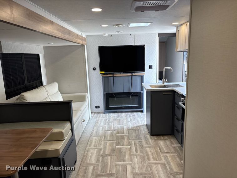 image for item DM1938 2025 Forest River Prime Time Tracer Ultra-Lite TRT308BRDLE camper