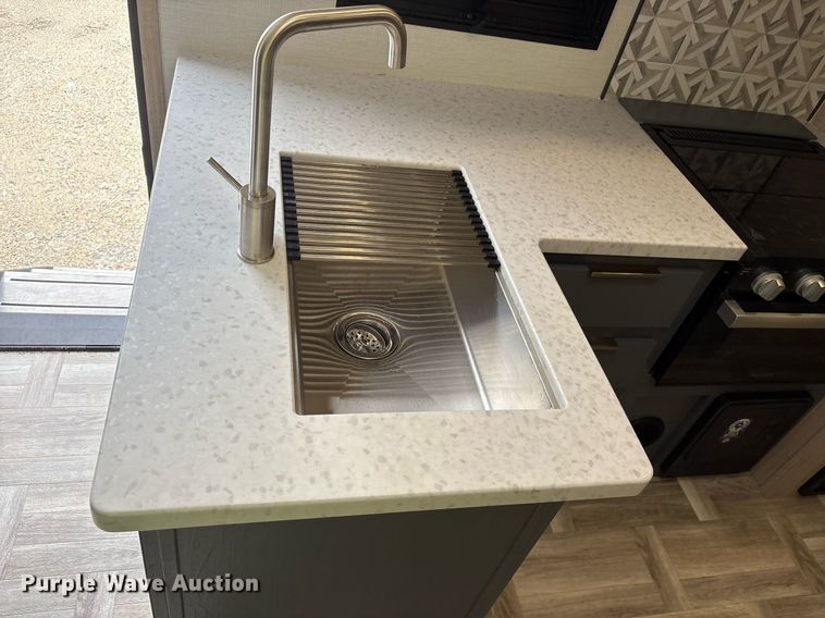 image for item DM1938 2025 Forest River Prime Time Tracer Ultra-Lite TRT308BRDLE camper