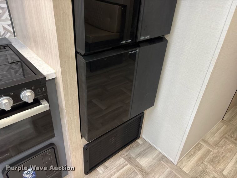 image for item DM1938 2025 Forest River Prime Time Tracer Ultra-Lite TRT308BRDLE camper