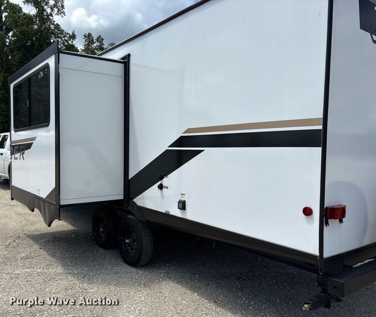 image for item DM1939 2025 Forest River Prime Time Tracer LE Ultra-Lite TRT240BHSLE camper