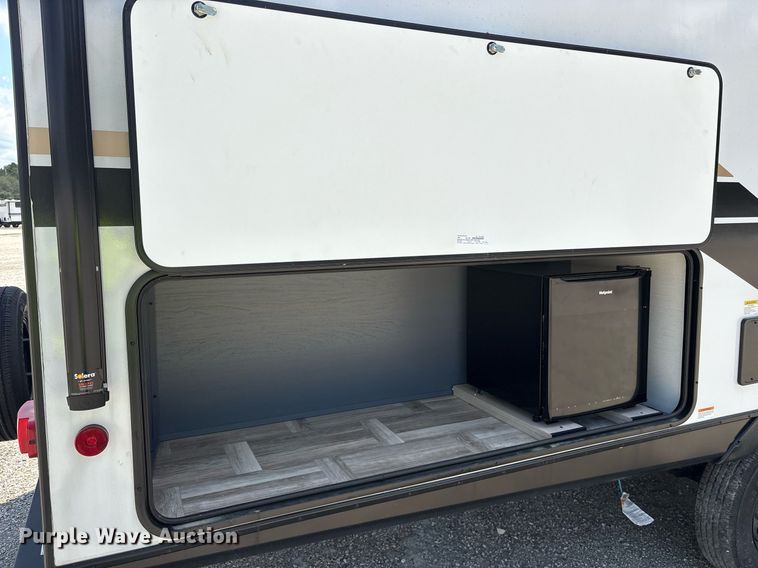 image for item DM1939 2025 Forest River Prime Time Tracer LE Ultra-Lite TRT240BHSLE camper